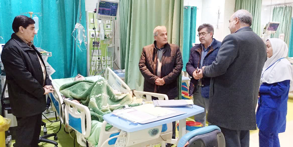 عیادت سرپرست بنیاد شهید و امور ایثارگران آذربایجان شرقی از جانباز ۷۰ درصد بصیر 